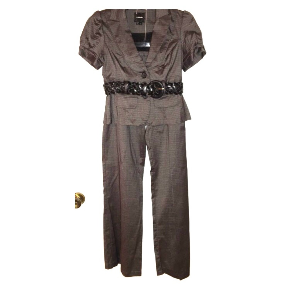 🛍My Michelle 2 pc suit